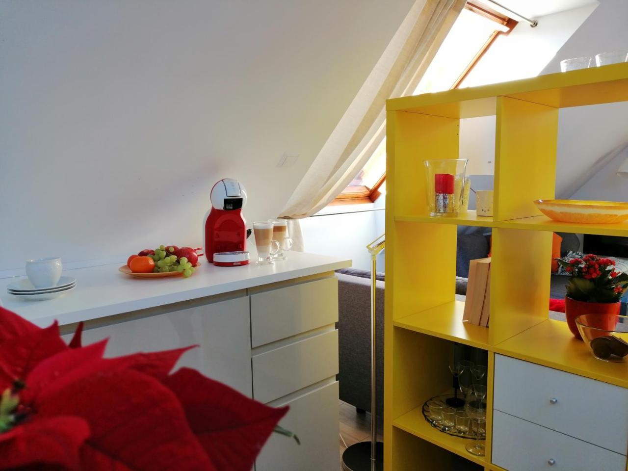 Apartamentai Niden - Su Terasa Ir Vaizdu I Marias Nidos Centre Bagian luar foto